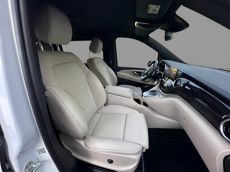 Mercedes-Benz V 300 d Extralang 4Matic 9G-TRONIC AMG Line - foto 11