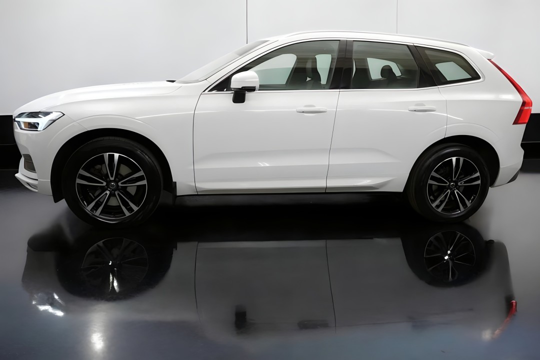 Volvo XC 60 T4 Momentum (2)