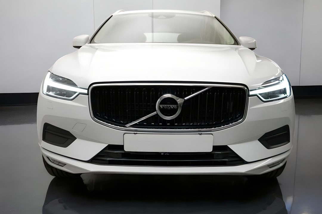 Volvo XC 60 T4 Momentum (3)