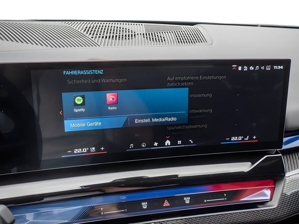 BMW Seria 5 M5 xDrive - foto 11