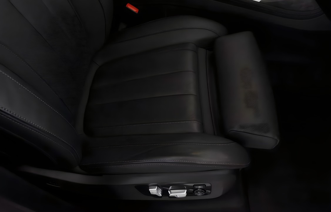 BMW X7 xDrive40i - foto 6