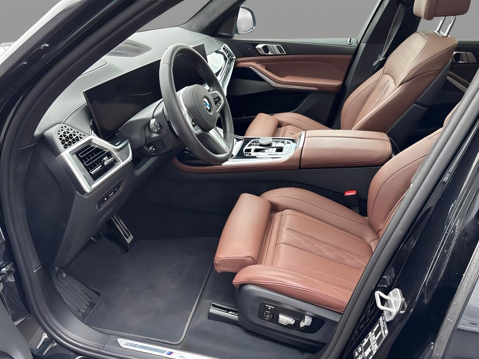BMW X7 xDrive40i M-Sport - foto 8