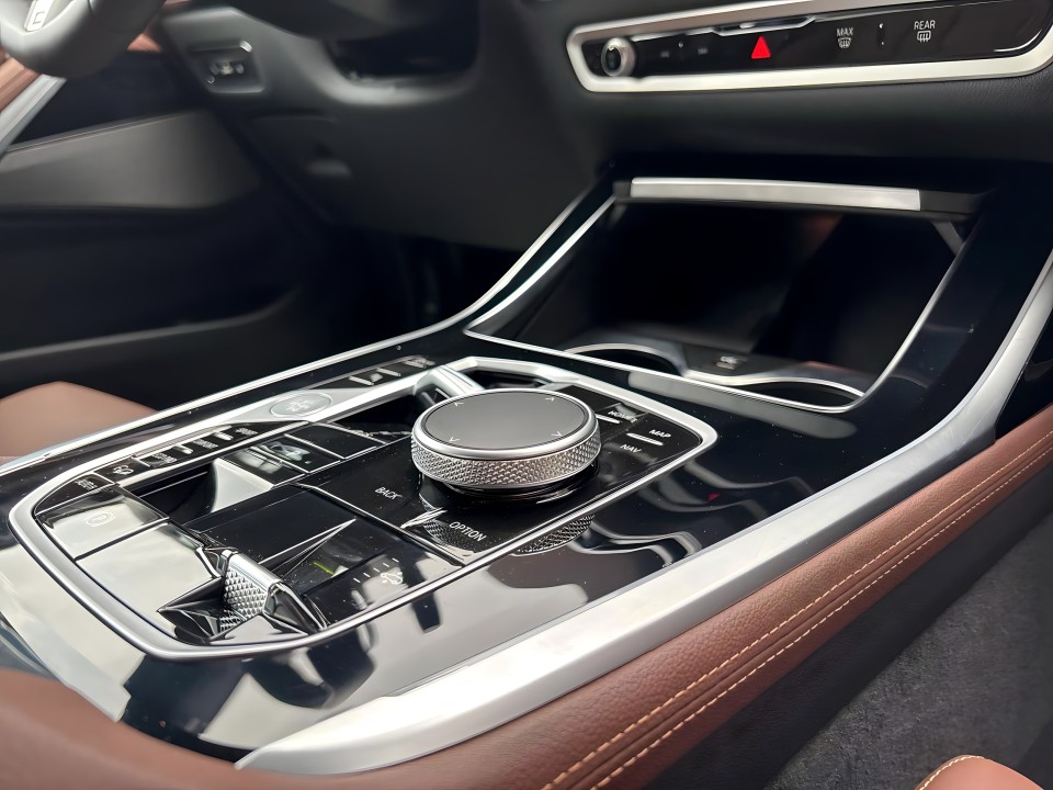 BMW X7 xDrive40i M-Sport - foto 12