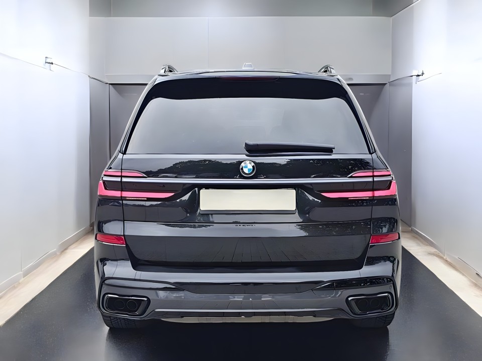BMW X7 xDrive40i M-Sport (3)