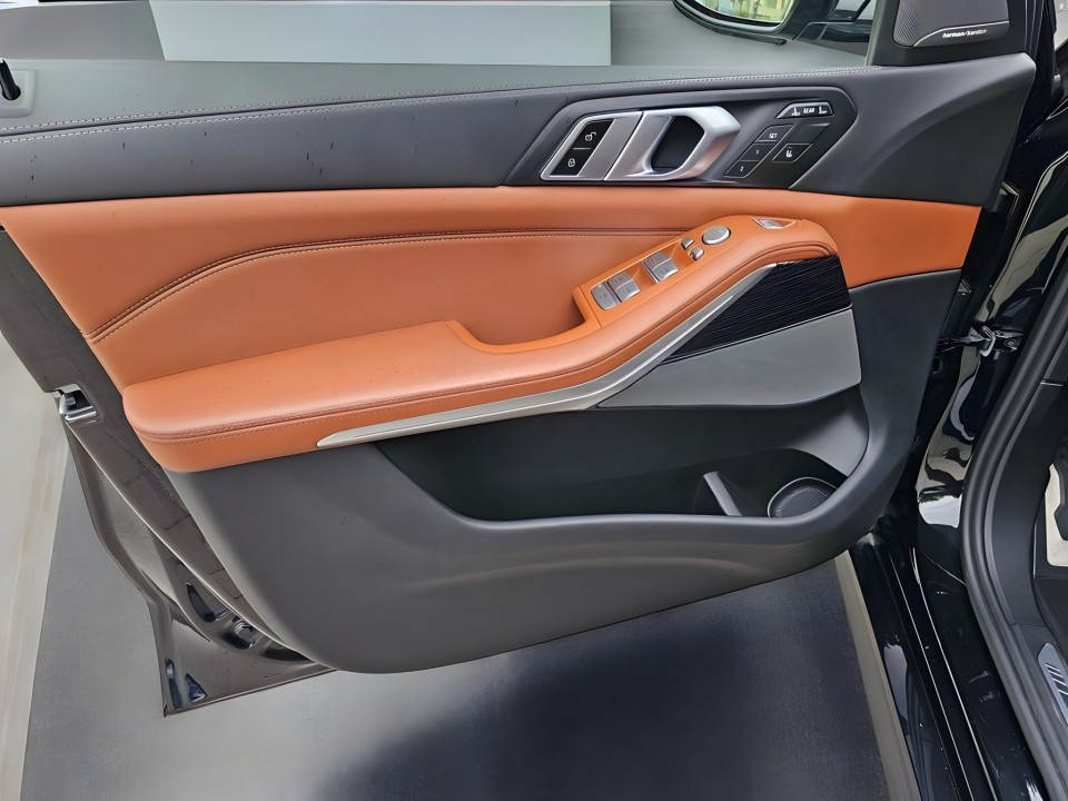 BMW X7 xDrive40i M-Sport - foto 20