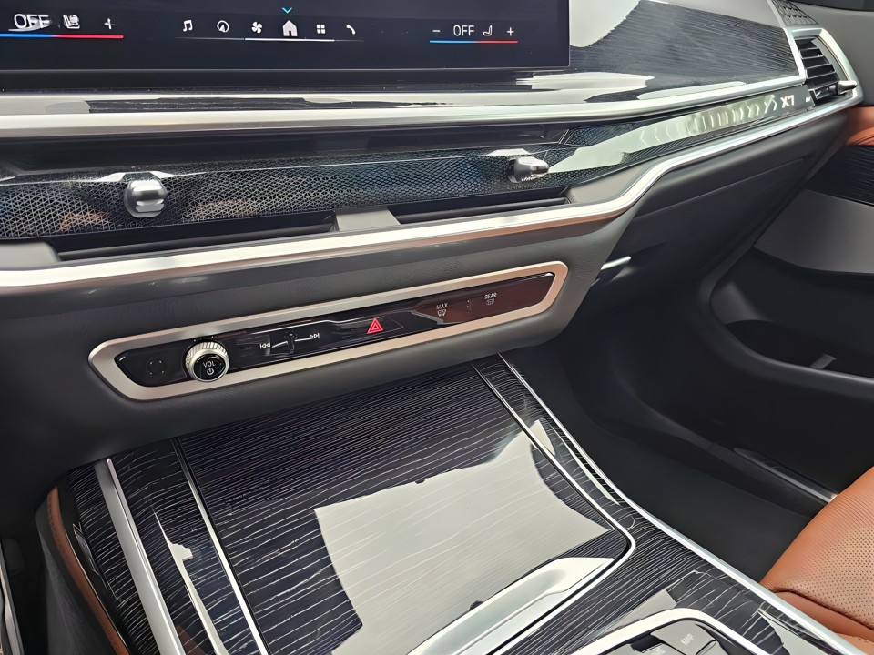 BMW X7 xDrive40i M-Sport - foto 18