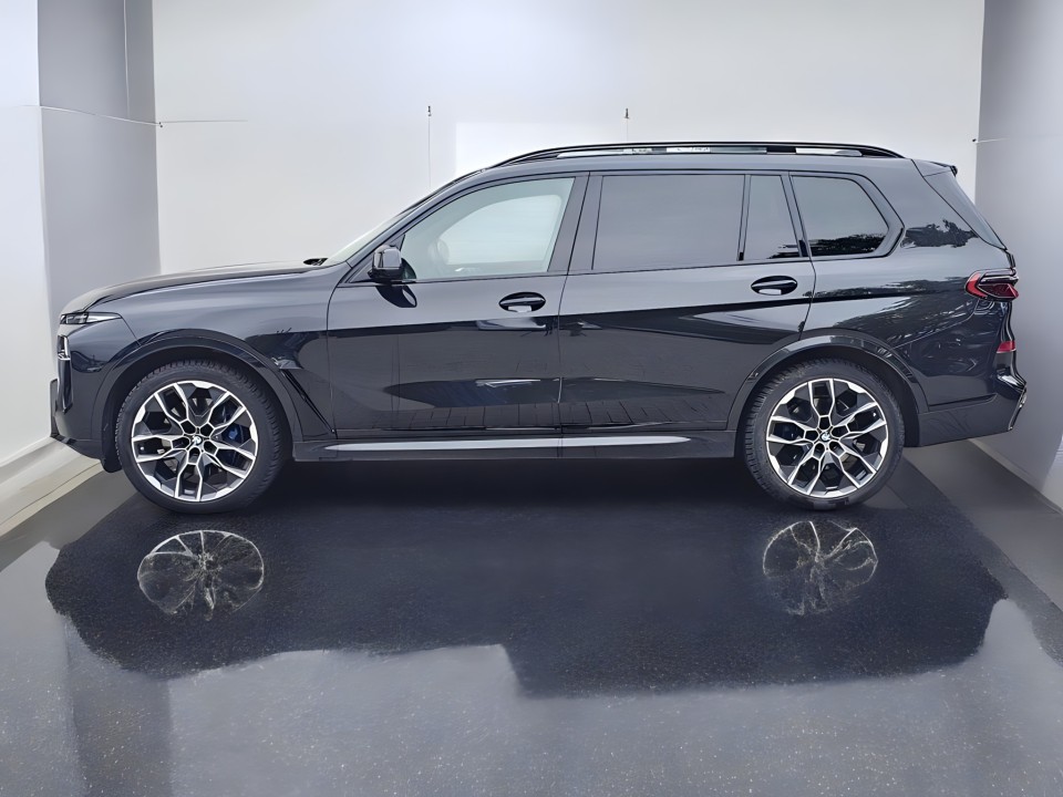 BMW X7 xDrive40i M-Sport (4)