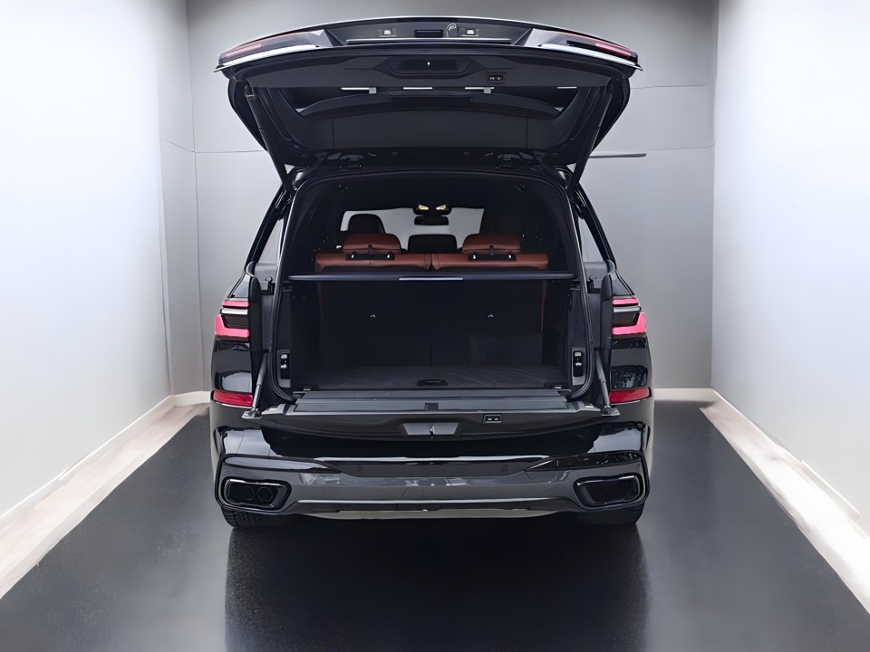 BMW X7 xDrive40i M-Sport - foto 23