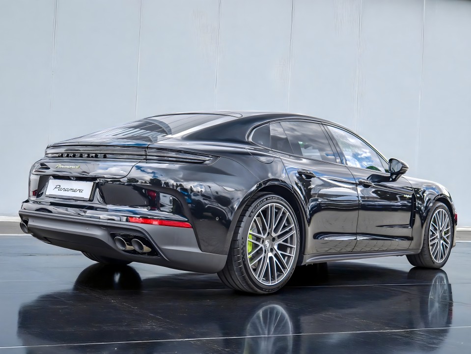 Porsche Panamera 4 E-Hybrid (3)
