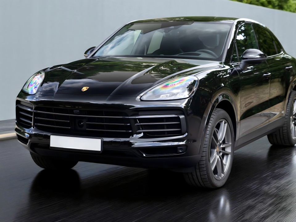 Porsche Cayenne Coupe S Platinum Edition (2)