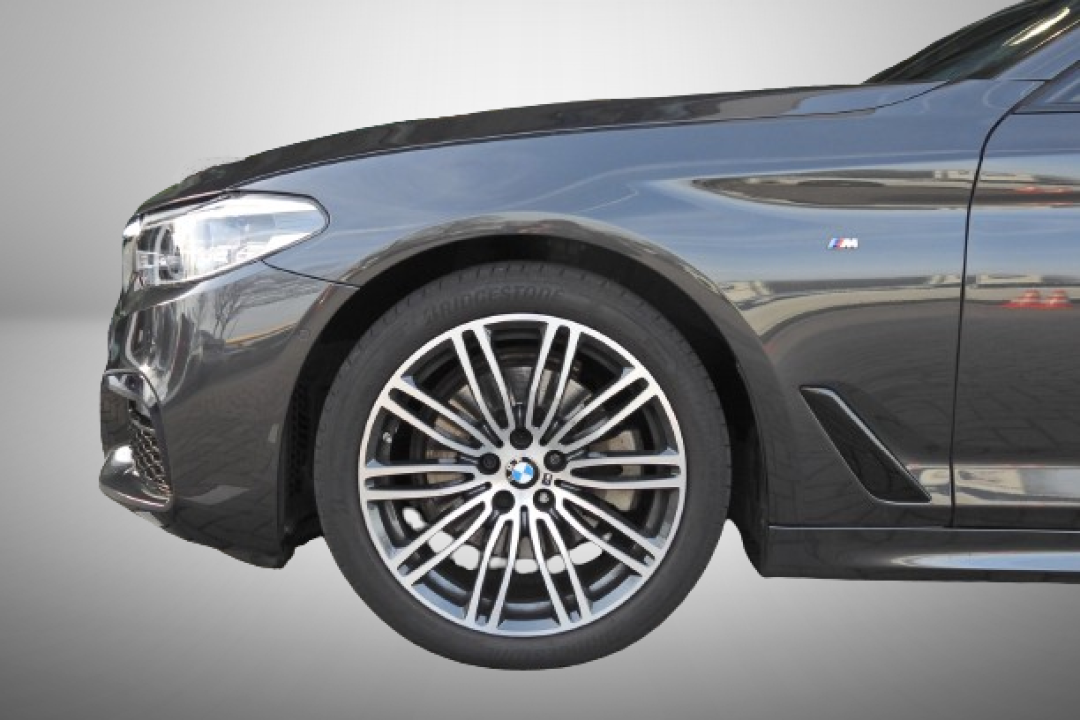 BMW Seria 5 520i High Executive M Sport automatic - foto 20
