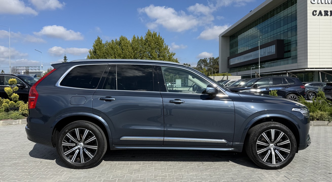 Volvo XC 90 B5 AWD Plus Bright (2)