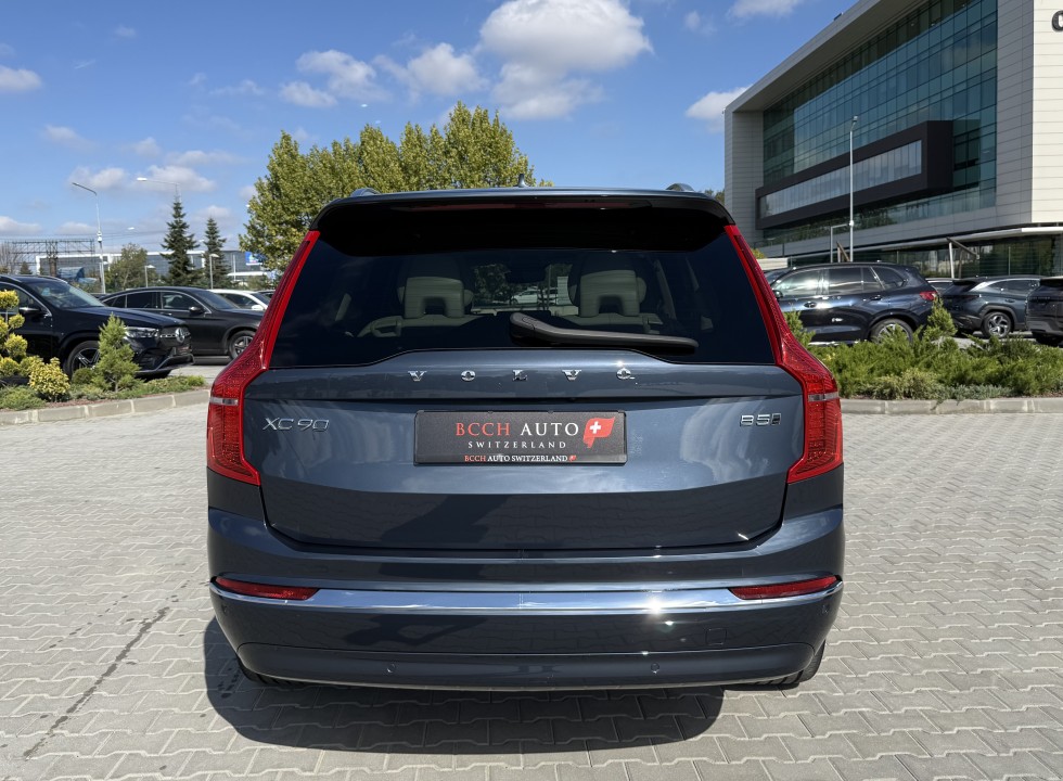 Volvo XC 90 B5 AWD Plus Bright (4)