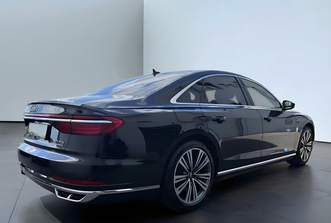 Audi A8 50TDI quattro tiptronic (3)