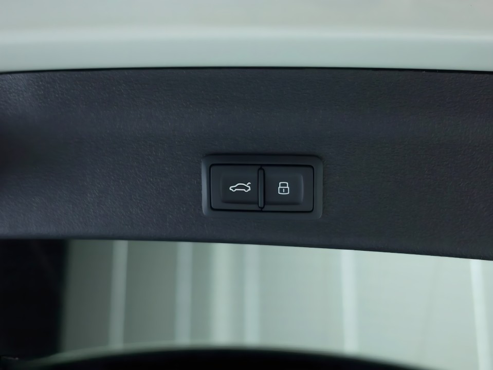 Audi A6 Allroad 55TFSI quattro - foto 29