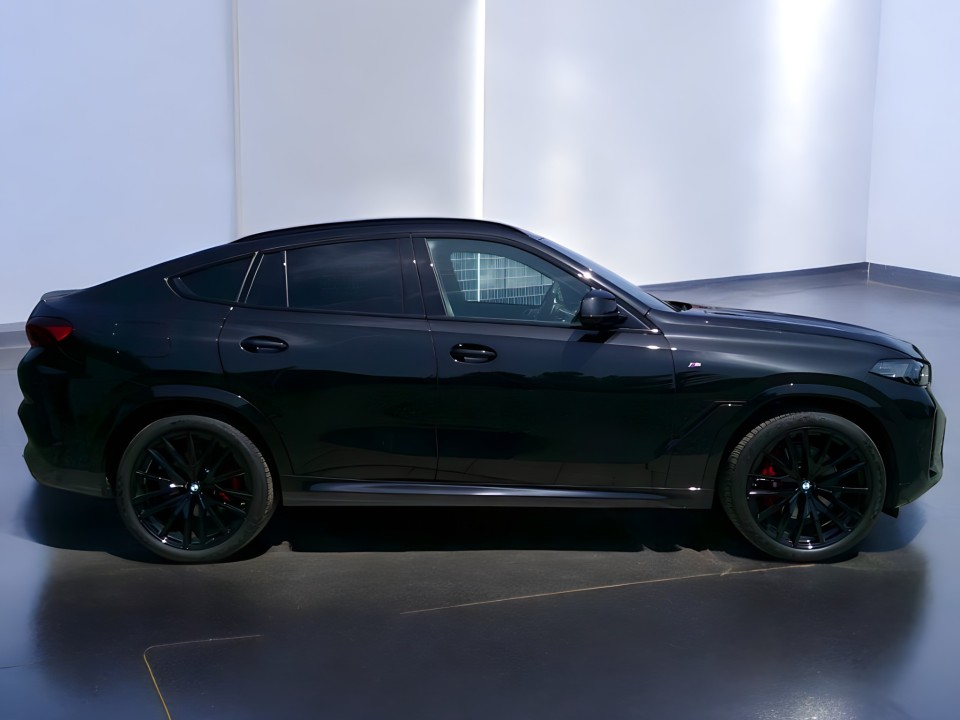 BMW X6 xDrive30d M-Sport (2)