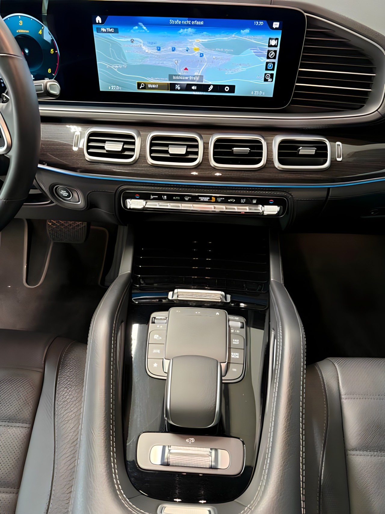 Mercedes-Benz GLE 400d 4MATIC AMG Line - foto 10