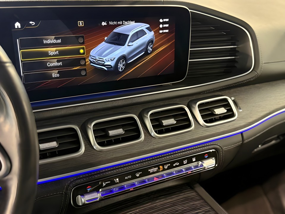 Mercedes-Benz GLE 400d 4MATIC AMG Line - foto 23