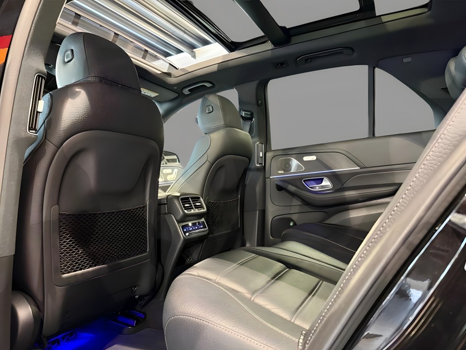 Mercedes-Benz GLE 400d 4MATIC AMG Line - foto 12