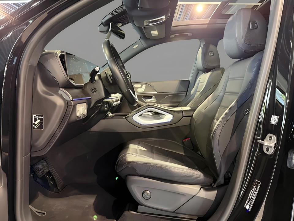 Mercedes-Benz GLE 400d 4MATIC AMG Line - foto 9