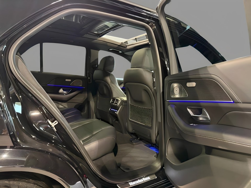 Mercedes-Benz GLE 400d 4MATIC AMG Line - foto 14