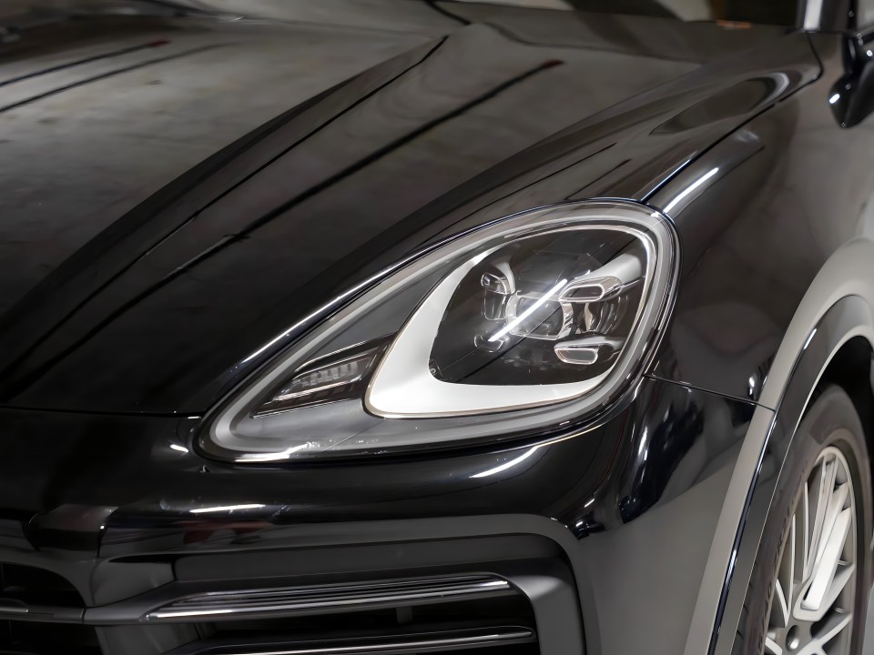 Porsche Cayenne Platinum Edition - foto 28