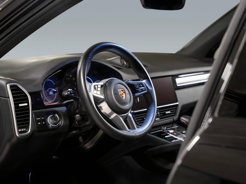 Porsche Cayenne Platinum Edition - foto 9