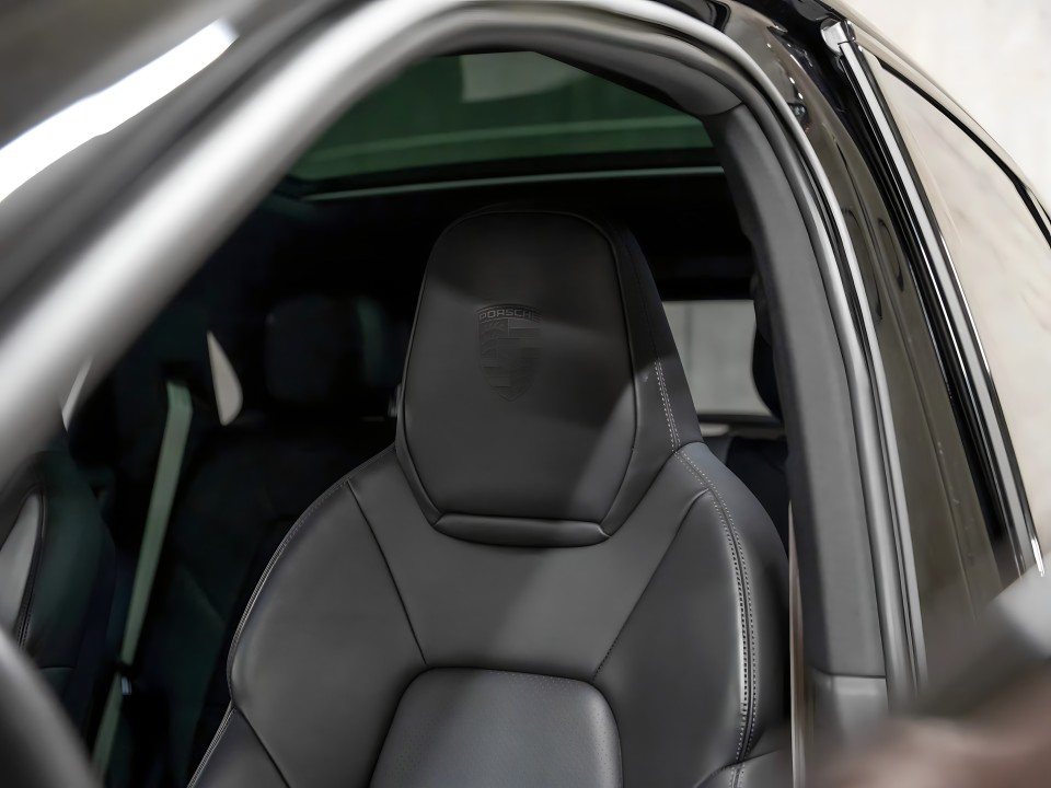 Porsche Cayenne Platinum Edition - foto 14