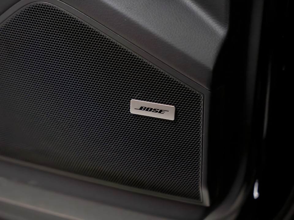 Porsche Cayenne Platinum Edition - foto 23