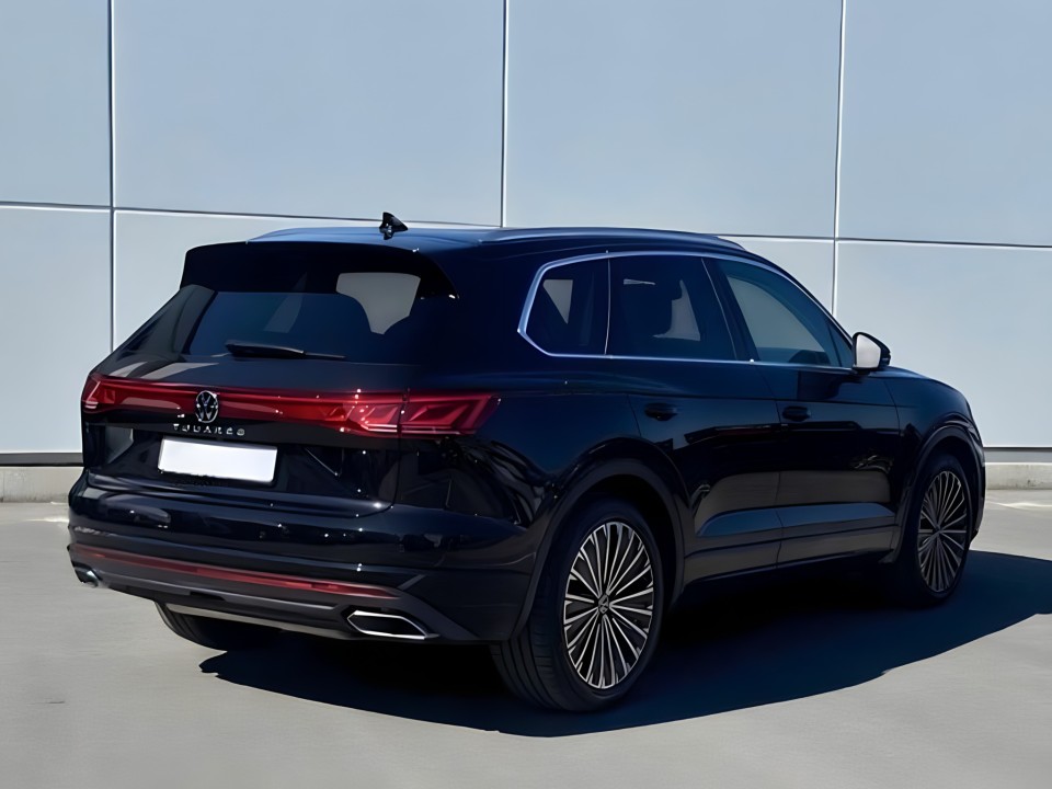 Volkswagen Touareg V6 TDI Elegance (2)