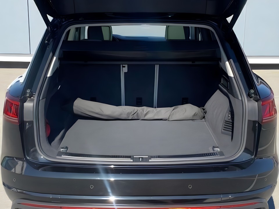 Volkswagen Touareg V6 TDI Elegance - foto 24