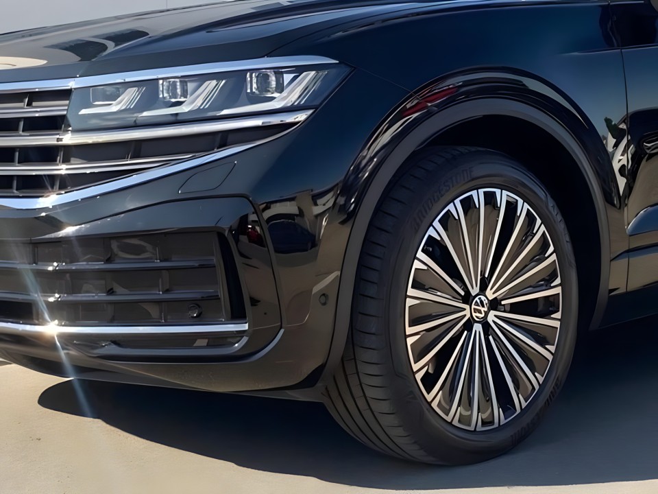 Volkswagen Touareg V6 TDI Elegance - foto 25