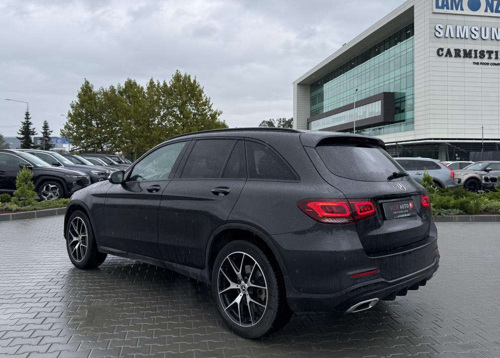 Mercedes-Benz GLC 220d 4MATIC AMG Line (5)