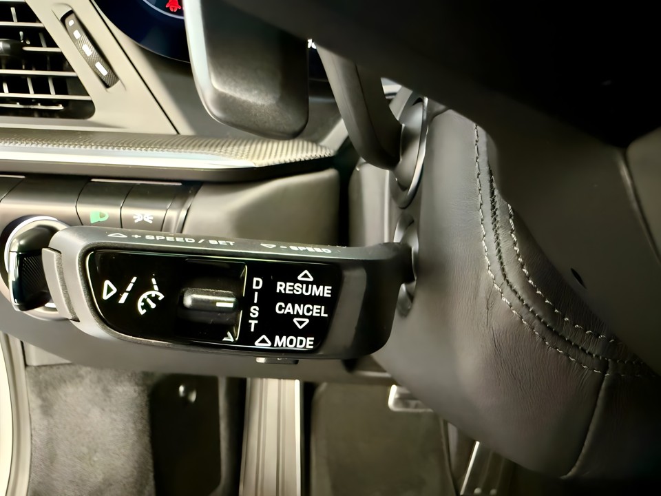 Porsche 911 Turbo S - foto 12