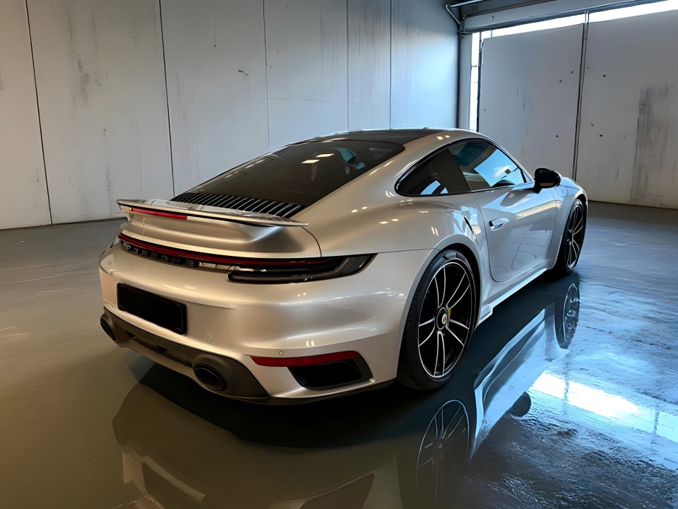Porsche 911 Turbo S (3)