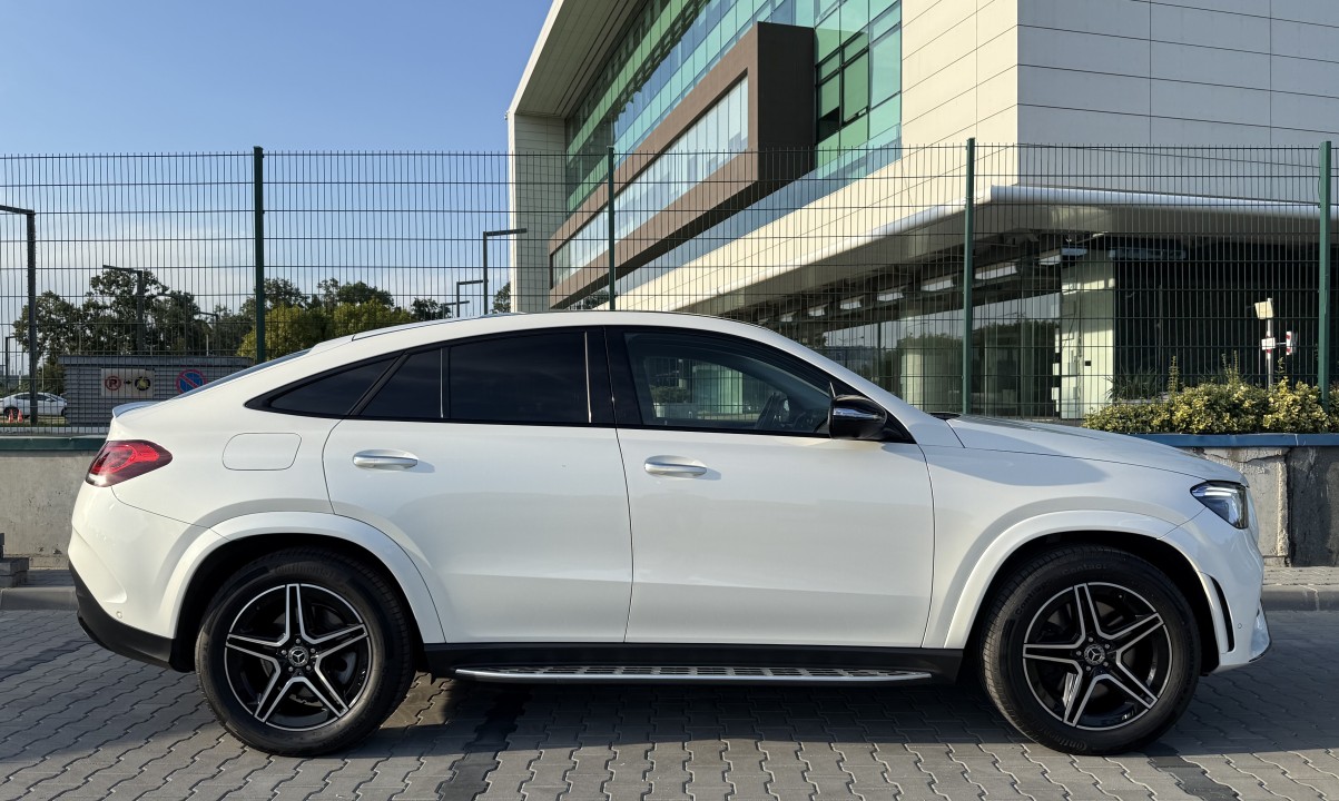 Mercedes-Benz GLE Coupe 350de 4MATIC AMG Line (2)