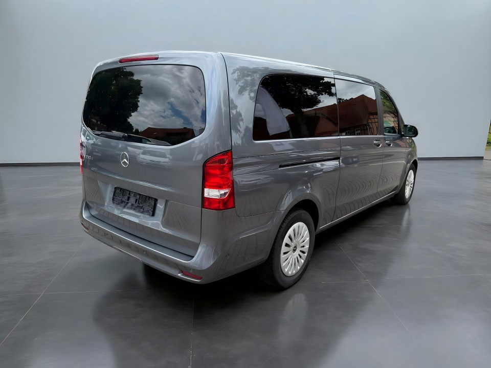 Mercedes-Benz V 250d Extralong (3)