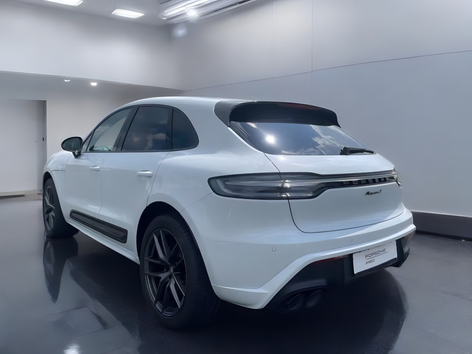 Porsche Macan T (3)