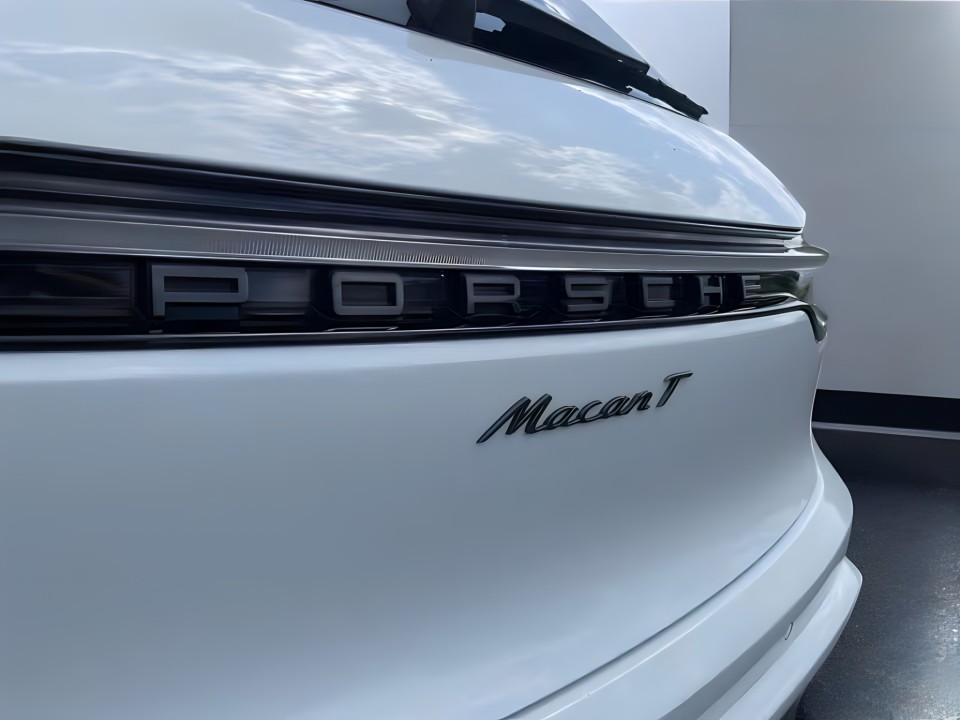 Porsche Macan T - foto 23