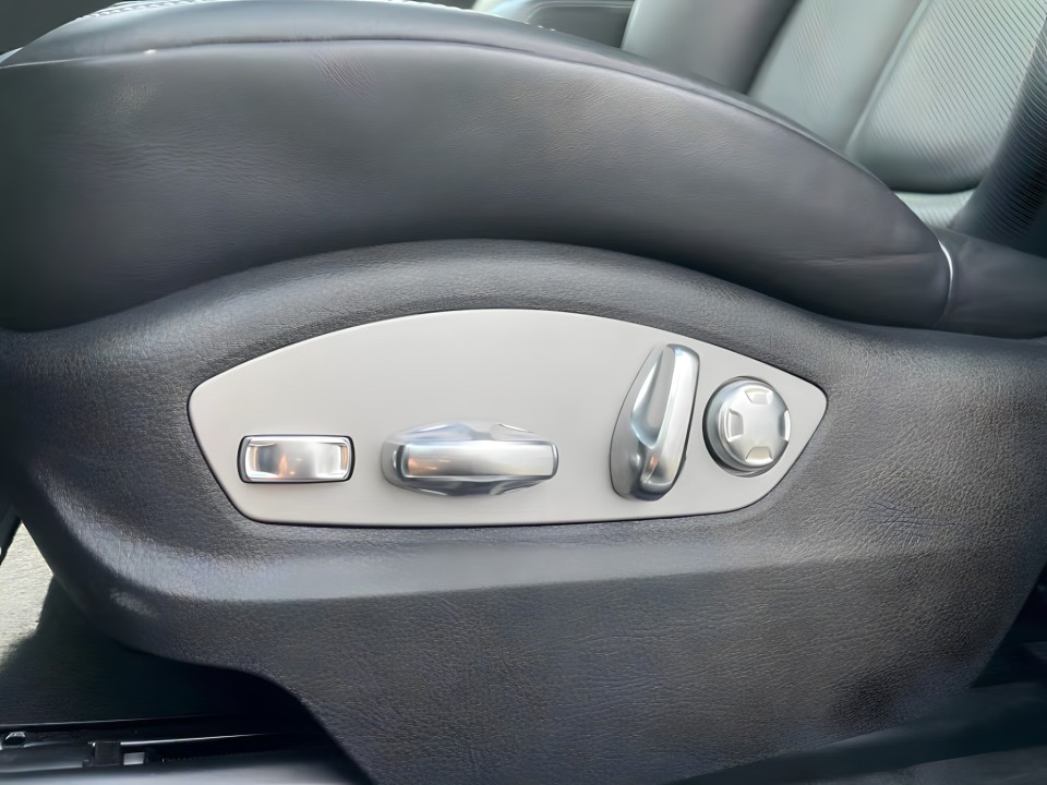 Porsche Macan T - foto 16