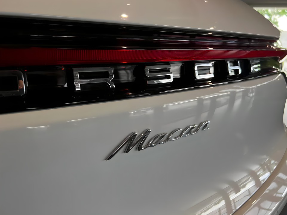 Porsche Macan - foto 23