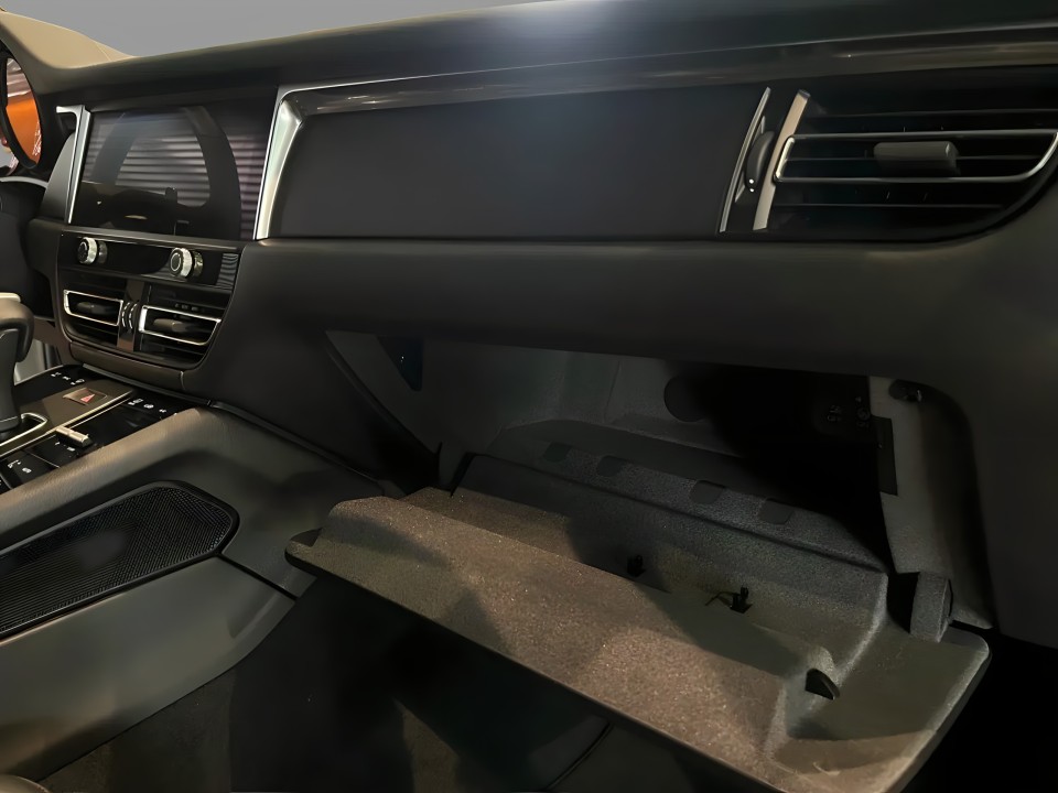 Porsche Macan - foto 15