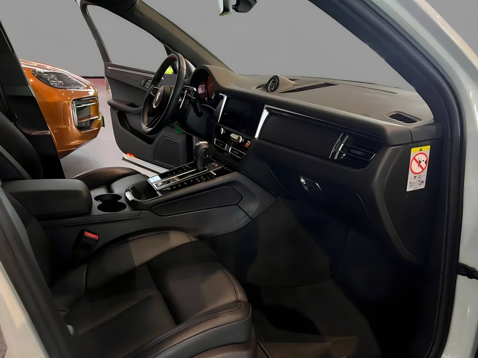 Porsche Macan - foto 11