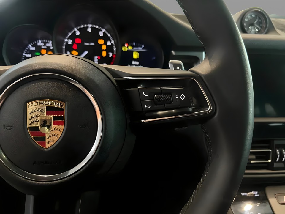 Porsche Macan - foto 14