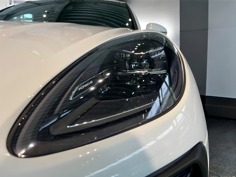 Porsche Macan - foto 21