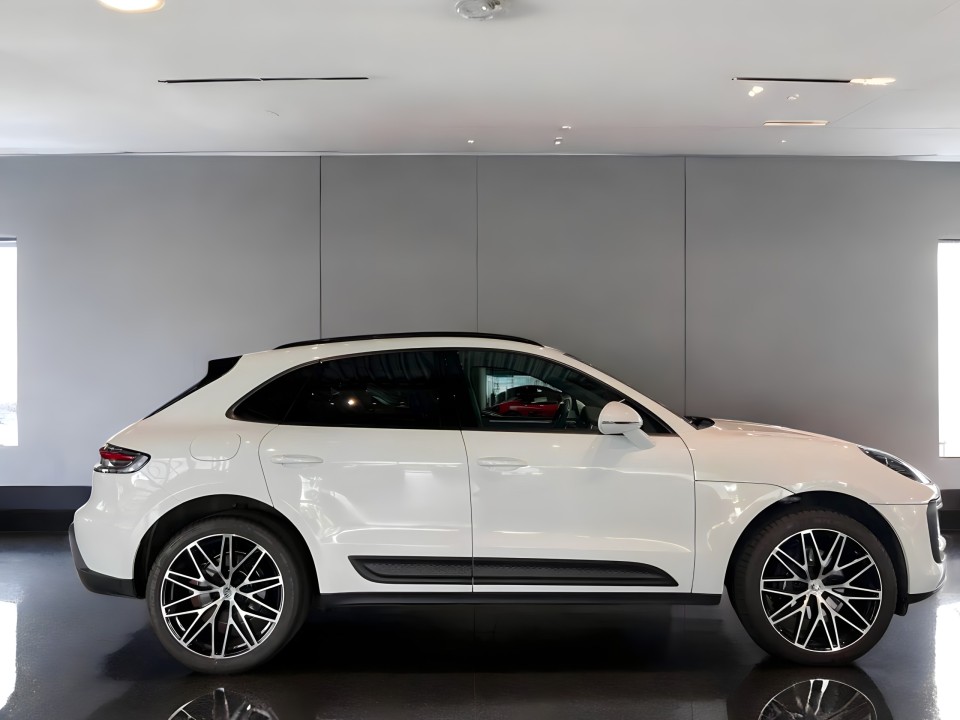 Porsche Macan (2)