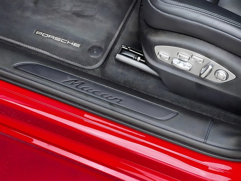 Porsche Macan - foto 21