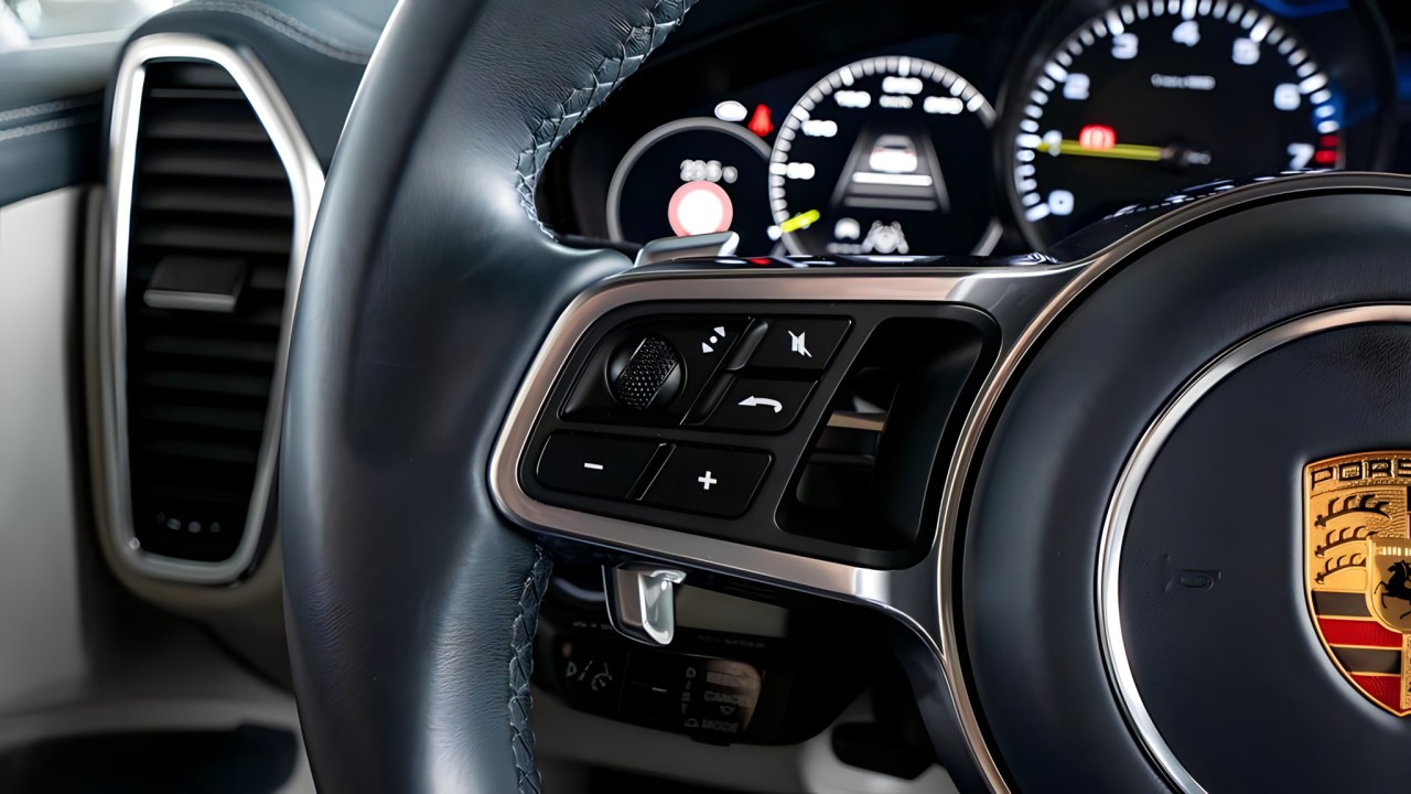 Porsche Cayenne Coupe E-Hybrid Platinum Edition - foto 9