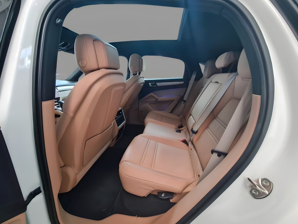 Porsche Cayenne Coupe Platinum Edition - foto 11