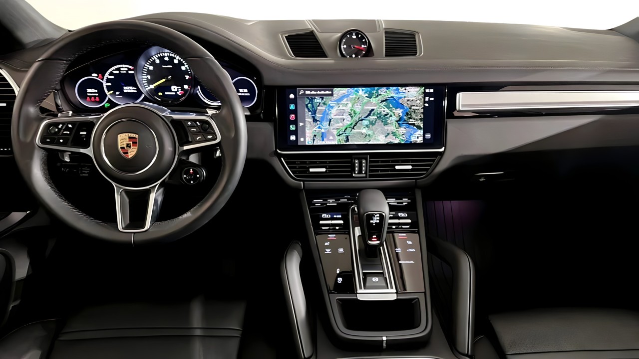 Porsche Cayenne Coupe Porsche Cayenne E-Hybrid Coupe Platinum Edition (5)